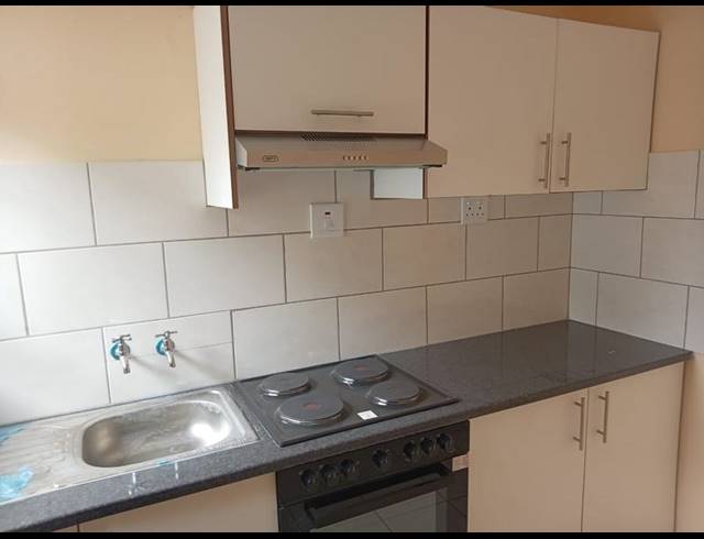 2 BEDROOM PROPERTY TO RENT IN LADANNA